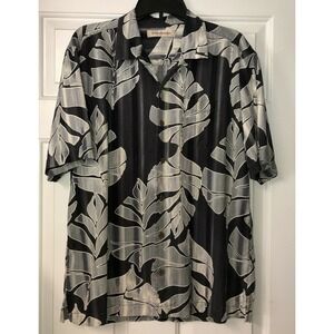 Tommy Bahama Shirt Men's Size Medium Hawaiian 100% silk Gray short sleeve